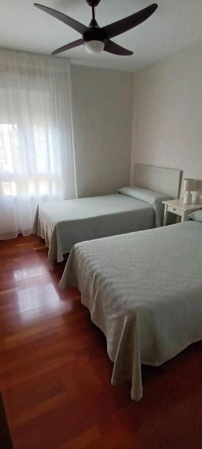 Habitacion Doble Independiente Con Bano Compartido Granada Esterno foto